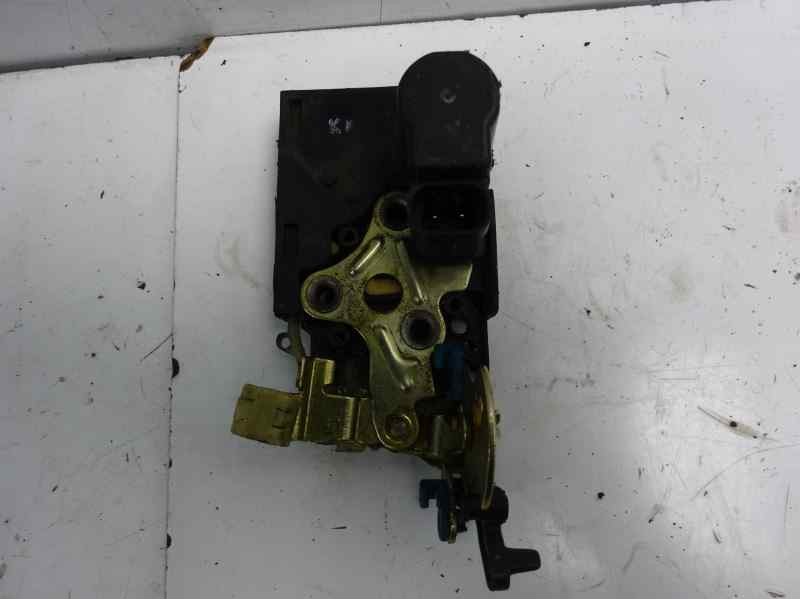 Recambio de cerradura puerta trasera derecha para daewoo nubira berlina 1.6 cat referencia OEM IAM   