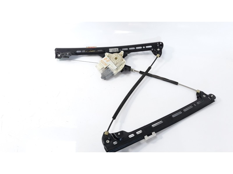 Recambio de elevalunas delantero derecho para citroen c4 picasso referencia OEM IAM 9675924680 106075615 