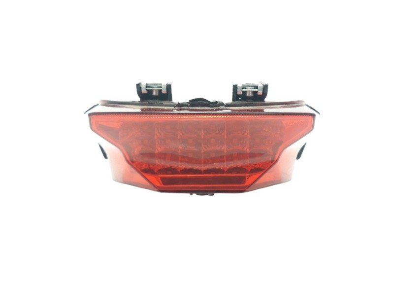 Recambio de piloto trasero central para benelli trk 502 trk 502 referencia OEM IAM 190628G  