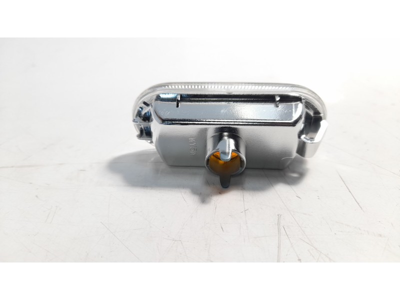 Recambio de piloto lateral derecho para volkswagen caddy ka/kb (2k) referencia OEM IAM 1J0949117 103F23340310 ST3204141