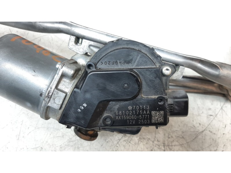 Recambio de motor limpia delantero para jeep cherokee 2.0 m-jet cat referencia OEM IAM 68102175AA  