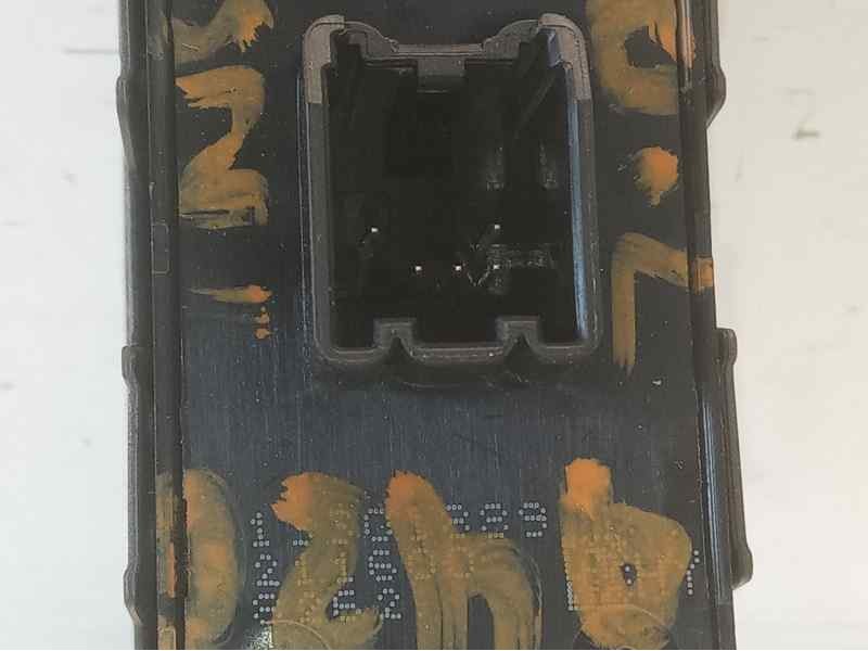 Recambio de mando elevalunas trasero derecho para opel insignia berlina cosmo referencia OEM IAM 13301889  