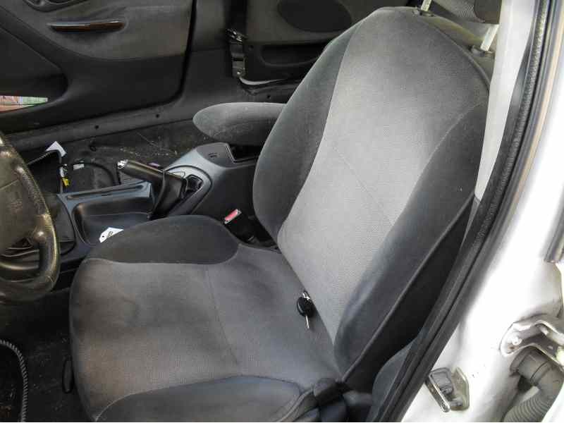 ford mondeo berlina (gd) del año 1999