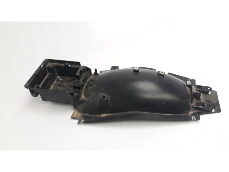Recambio de moldura para benelli trk 502 trk 502 referencia OEM IAM 65731P1600000  