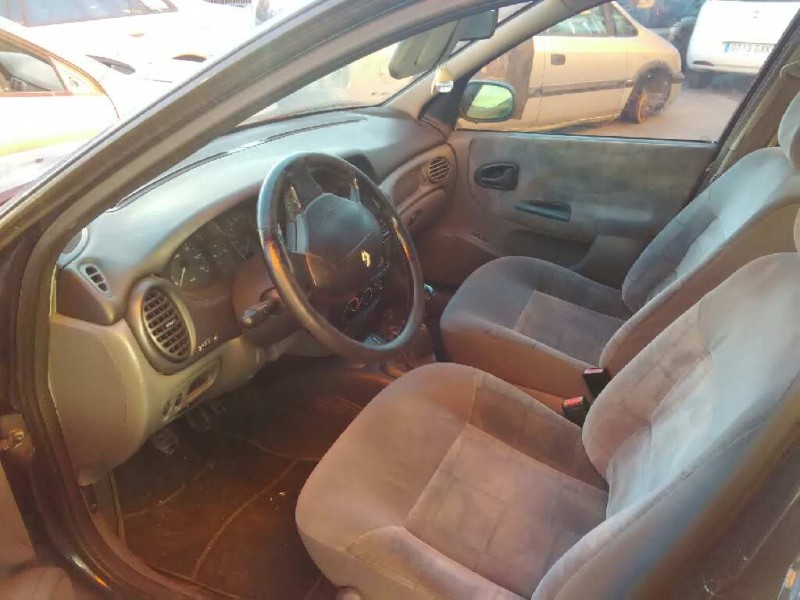 renault megane i classic (la0) del año 1999