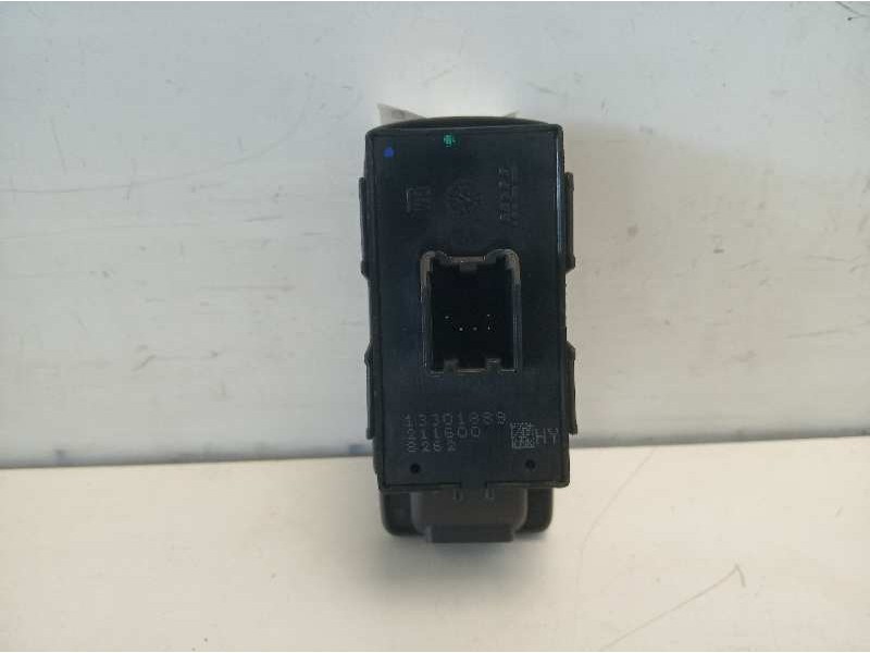 Recambio de mando elevalunas trasero izquierdo para opel insignia berlina cosmo referencia OEM IAM 13301889  