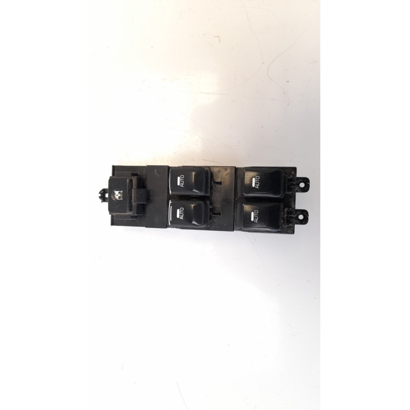 Recambio de mando elevalunas delantero izquierdo para kia cee´d 1.6 crdi cat referencia OEM IAM 93570A2000 49D4901000 