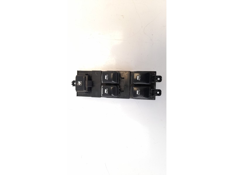 Recambio de mando elevalunas delantero izquierdo para kia cee´d 1.6 crdi cat referencia OEM IAM 93570A2000 49D4901000 