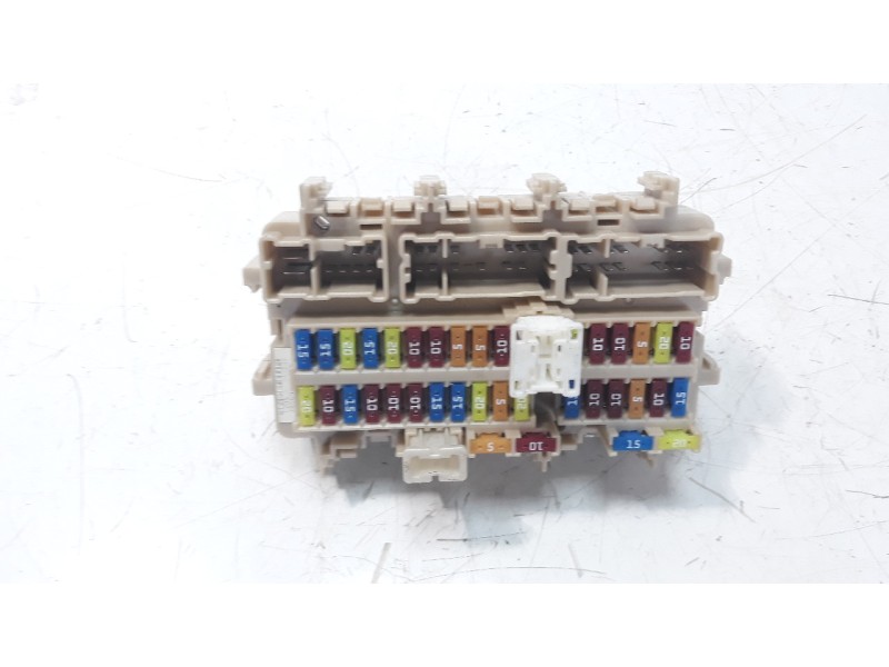 Recambio de caja reles / fusibles para nissan qashqai (j11) 1.5 dci cat referencia OEM IAM 4EB0A  