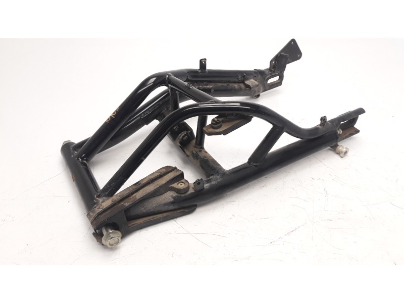 Recambio de puente trasero para benelli trk 502 trk 502 referencia OEM IAM R3000700000CM  