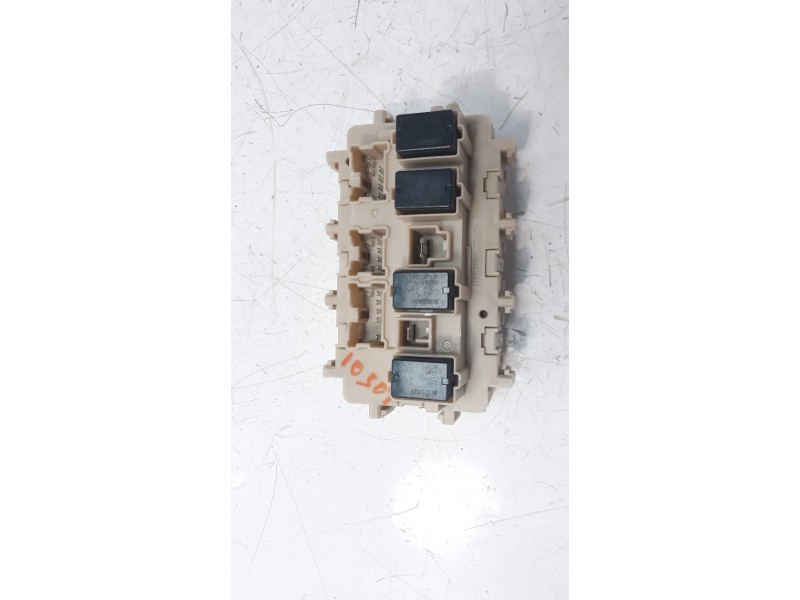 Recambio de caja reles / fusibles para nissan qashqai (j11) 1.5 dci cat referencia OEM IAM 4EB0A  