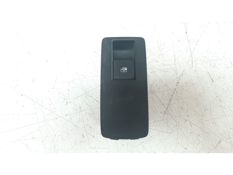 Recambio de mando elevalunas trasero derecho para opel insignia berlina 2.0 16v cdti referencia OEM IAM 13301886  