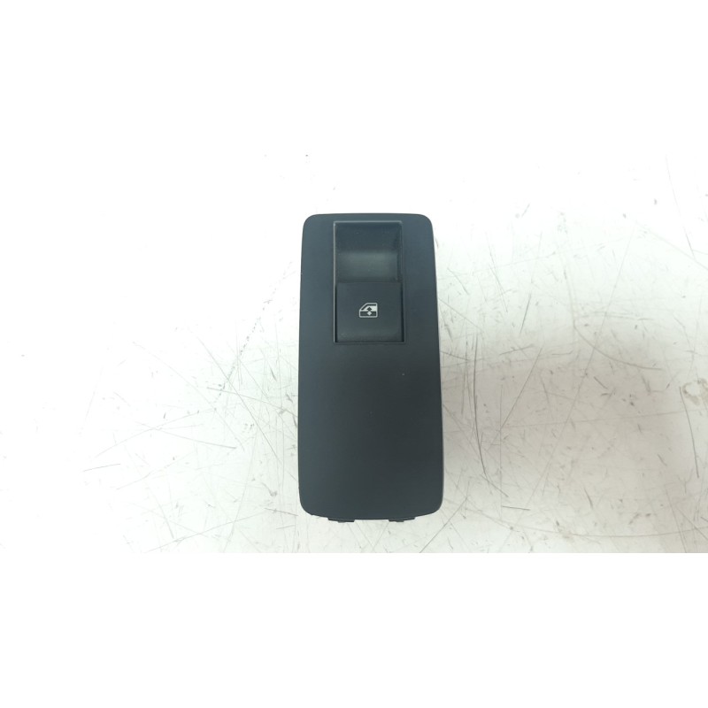 Recambio de mando elevalunas trasero izquierdo para opel insignia berlina 2.0 16v cdti referencia OEM IAM 13301886  