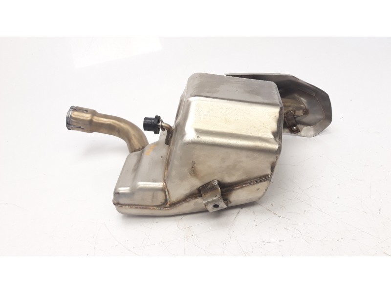 Recambio de tubo escape trasero para benelli trk 502 trk 502 referencia OEM IAM 47200P160200  