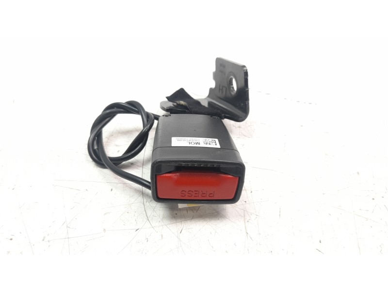 Recambio de cinturon seguridad trasero izquierdo para ssangyong rexton limited 4x4 referencia OEM IAM 7561036110LBN  