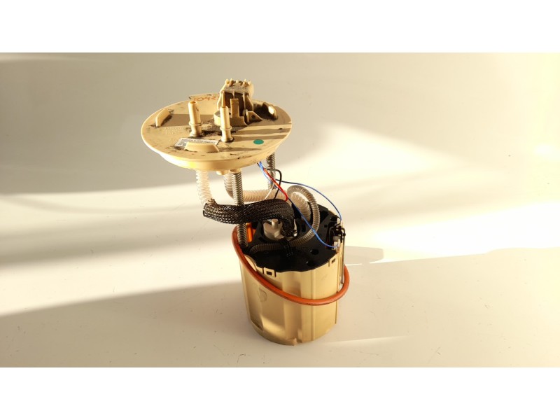 Recambio de bomba combustible para opel astra k lim. 5türig 1.6 cdti dpf referencia OEM IAM 13599386003  