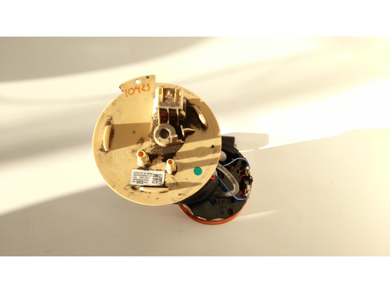 Recambio de bomba combustible para opel astra k lim. 5türig 1.6 cdti dpf referencia OEM IAM 13599386003  