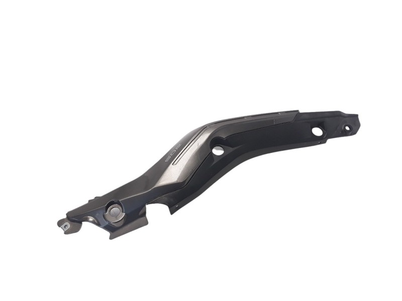 Recambio de moldura para benelli trk 502 trk 502 referencia OEM IAM 65901P160000  