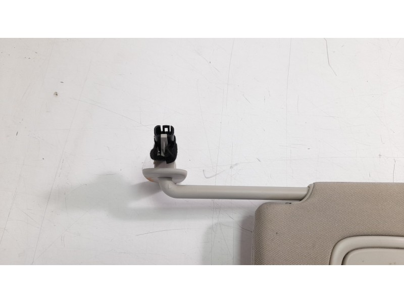 Recambio de parasol izquierdo para jeep cherokee 2.0 m-jet cat referencia OEM IAM 1WG35HDAAH  