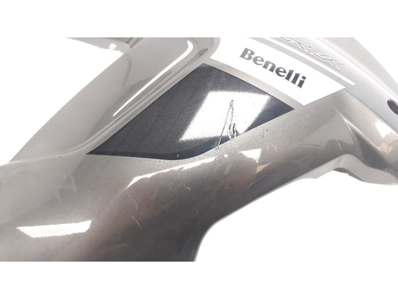 Recambio de carenado delantero derecho para benelli trk 502 trk 502 referencia OEM IAM 65632P160000  