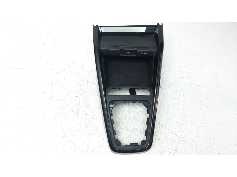 Recambio de moldura para kia stonic (ybcuv) 1.0 tgdi cat referencia OEM IAM 84635H8000  