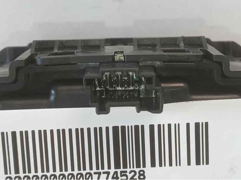 Recambio de mando multifuncion para opel insignia berlina cosmo referencia OEM IAM 13310071  