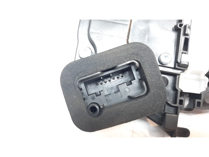 Recambio de cerradura puerta trasera derecha para volkswagen t-cross 1.0 tsi referencia OEM IAM 5TA839016L  