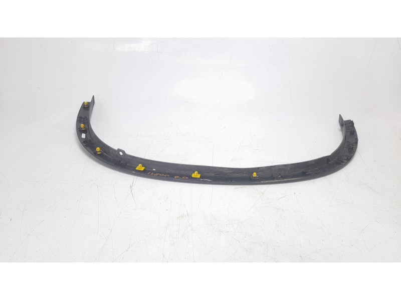 Recambio de aletin delantero derecho para ssangyong rexton limited 4x4 referencia OEM IAM 7952036000  