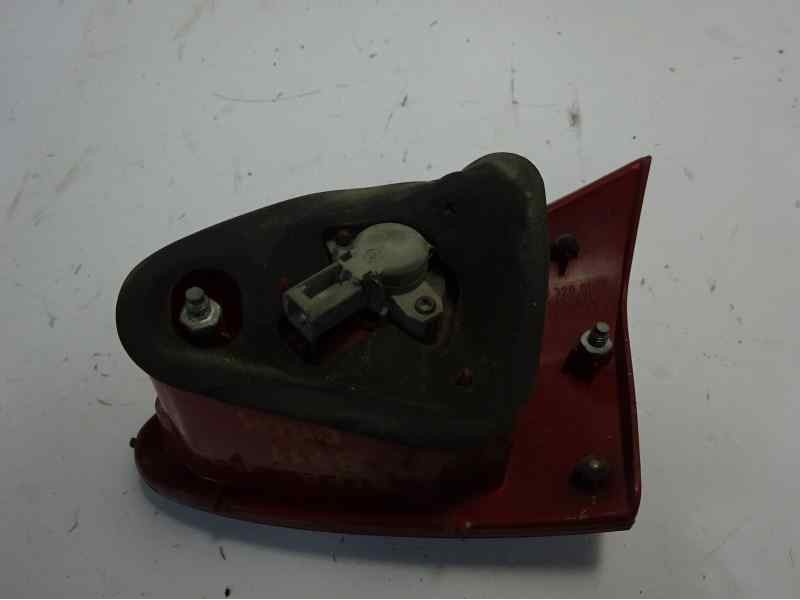 Recambio de piloto trasero izquierdo para alfa romeo 147 (190) 1.9 jtd distinctive referencia OEM IAM 0000046556348 103F01101553