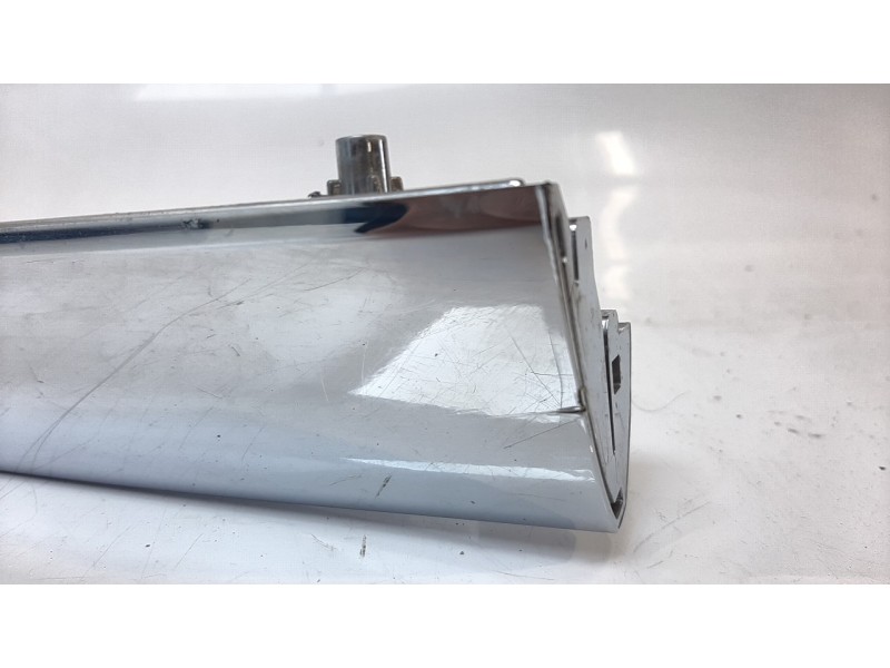 Recambio de moldura bajo faro derecho para mazda cx-5 evolution 2wd referencia OEM IAM KB8A507J1  