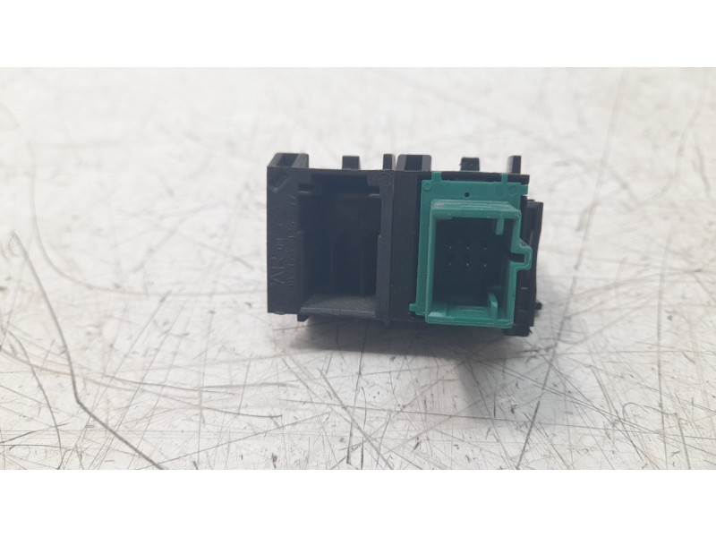 Recambio de interruptor para citroen c4 berlina e-feel referencia OEM IAM 98170269ZD  