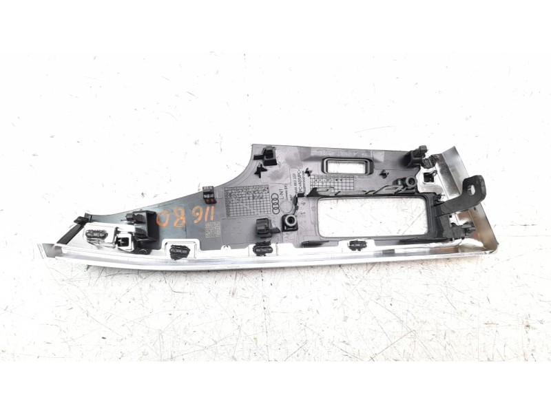 Recambio de moldura para audi q7 4mg referencia OEM IAM 4M8857237  