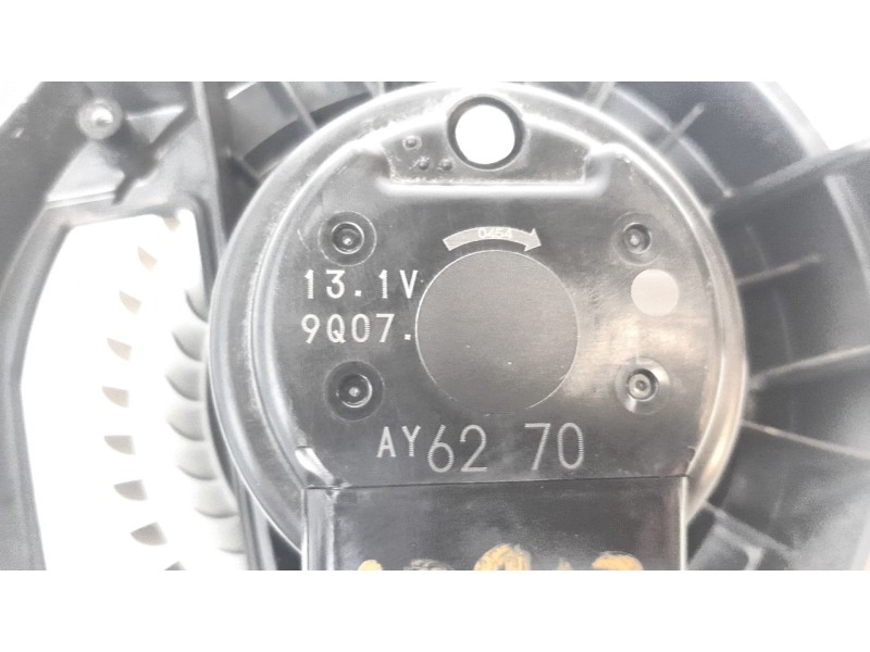 Recambio de ventilador calefaccion para jeep cherokee 2.0 m-jet cat referencia OEM IAM 68223053AC  