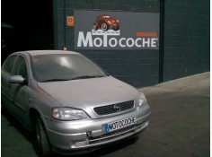 opel astra g berlina del año 2000 2