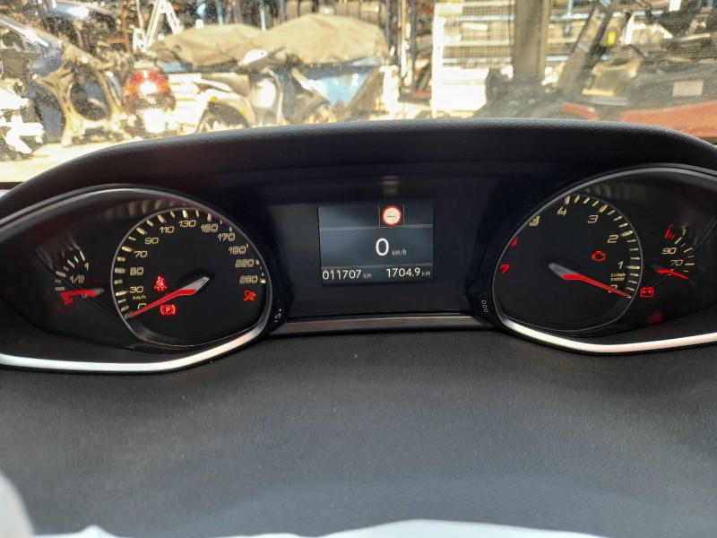 peugeot 308 del año 2013