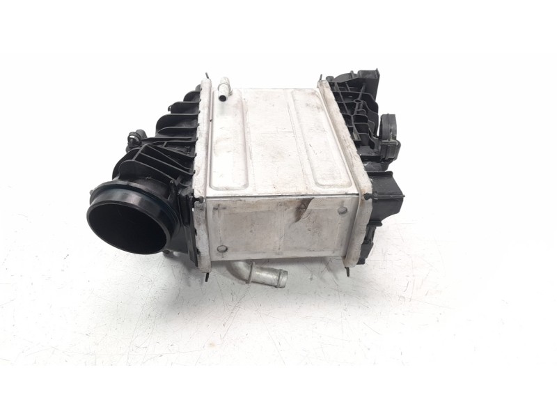 Recambio de intercooler para volvo xc60 referencia OEM IAM 32138750  