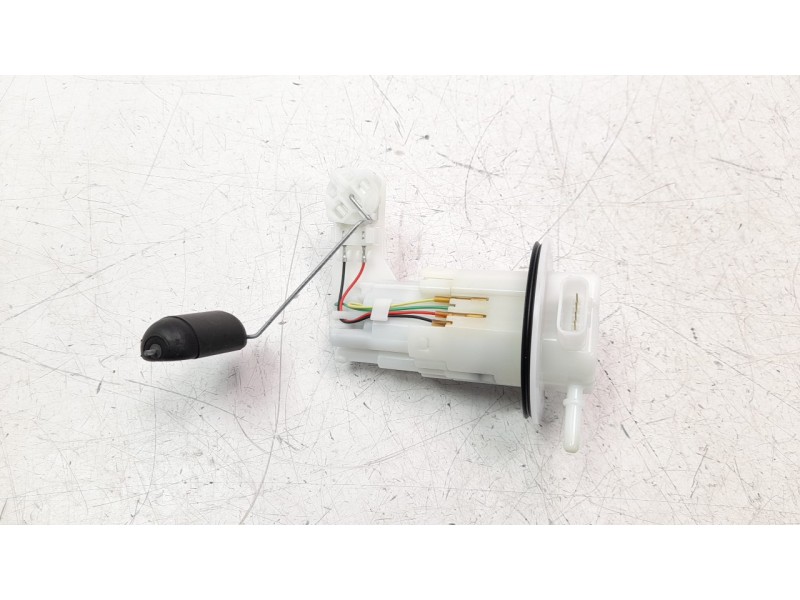 Recambio de bomba combustible para honda cb 125 f referencia OEM IAM 16700K94T01  