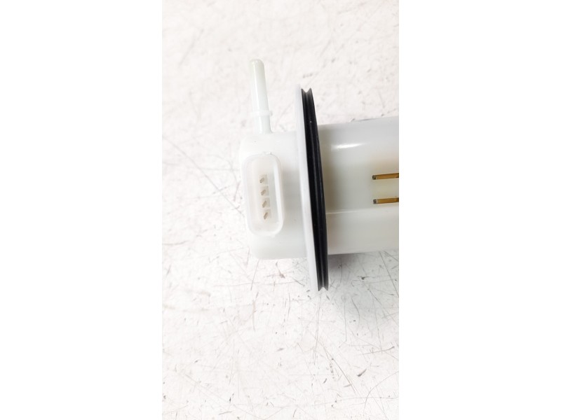 Recambio de bomba combustible para honda cb 125 f referencia OEM IAM 16700K94T01  