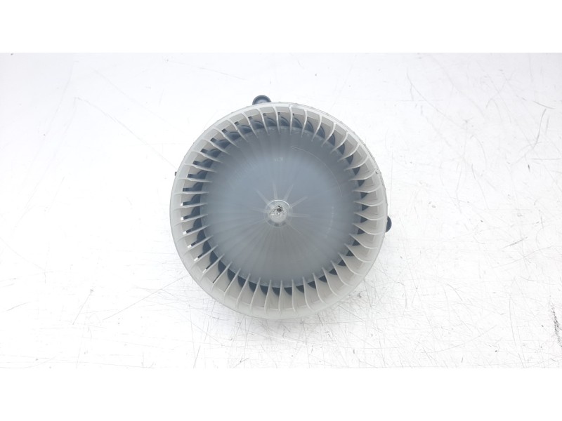 Recambio de ventilador calefaccion para opel insignia berlina 2.0 16v cdti referencia OEM IAM 52498464  
