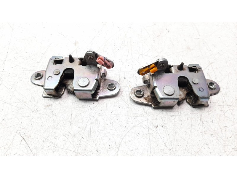 Recambio de cerradura maletero / porton para toyota hilux vii 2.4 d referencia OEM IAM 657800K010  