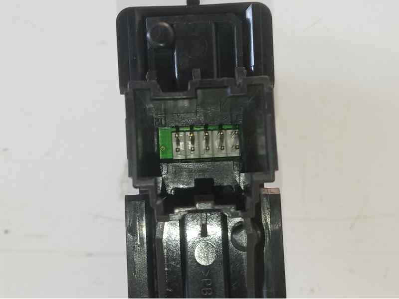 Recambio de warning para opel insignia berlina cosmo referencia OEM IAM 13271928  