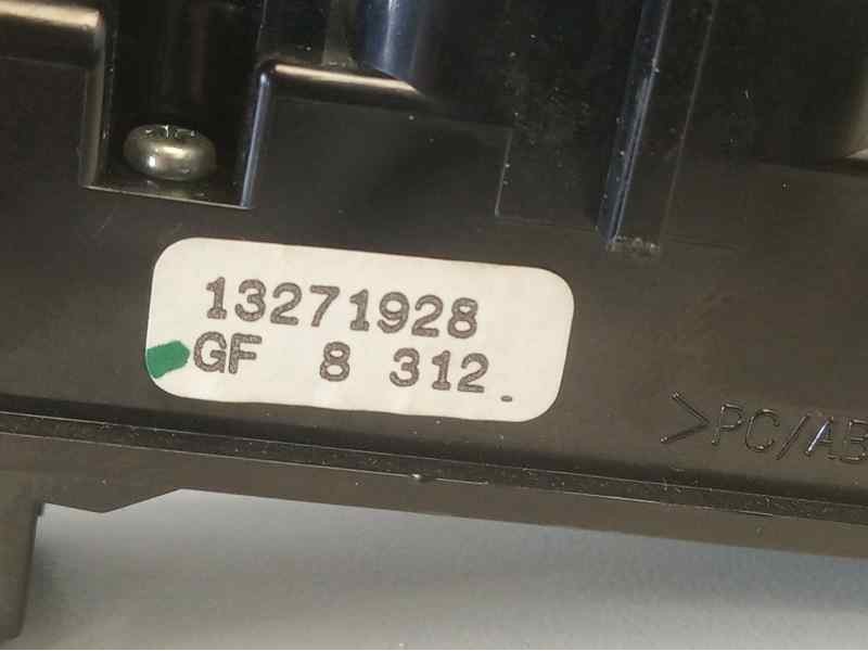 Recambio de warning para opel insignia berlina cosmo referencia OEM IAM 13271928  