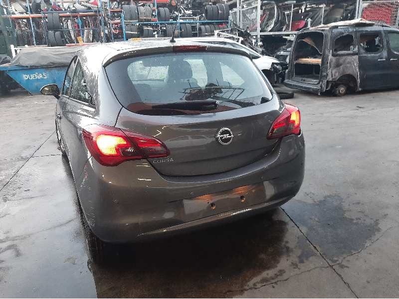 opel corsa e del año 2016