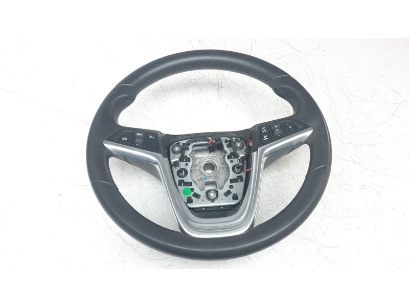 Recambio de volante para opel insignia berlina 2.0 16v cdti referencia OEM IAM 13330716  