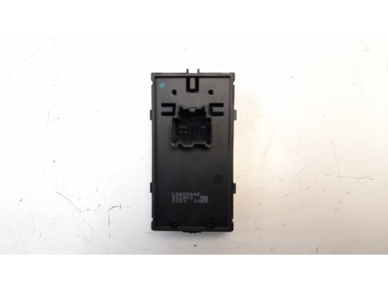 Recambio de mando elevalunas delantero derecho para opel astra k lim. 5türig 1.6 cdti dpf referencia OEM IAM 13408448  
