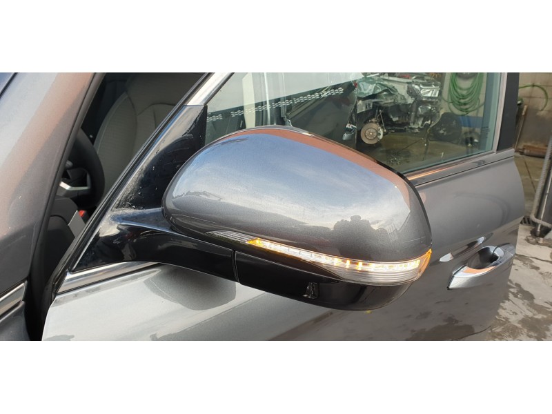 Recambio de retrovisor izquierdo para ssangyong rexton limited 4x4 referencia OEM IAM 7893036070WAA  