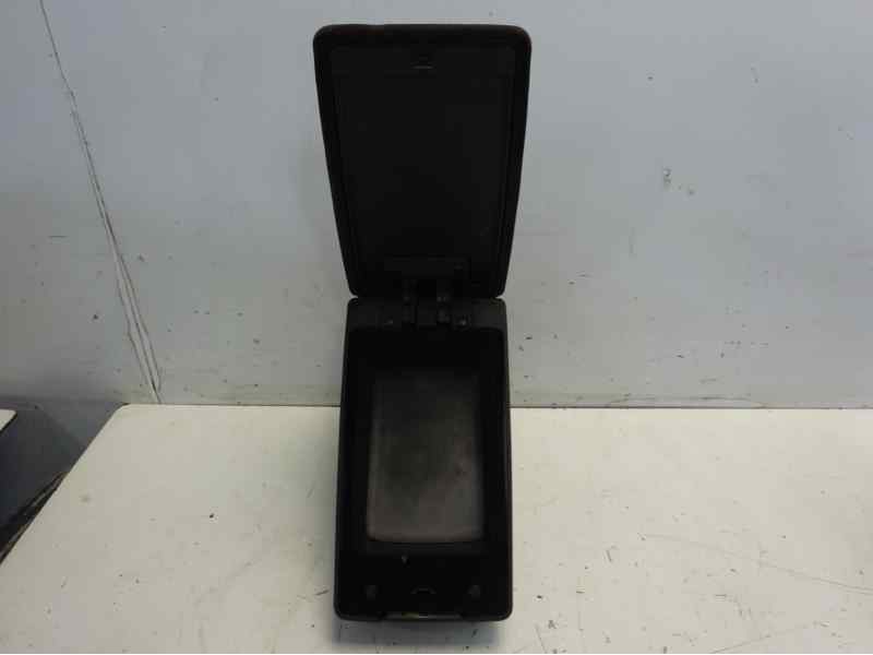 Recambio de apoyabrazos central para abarth stilo (192) referencia OEM IAM   