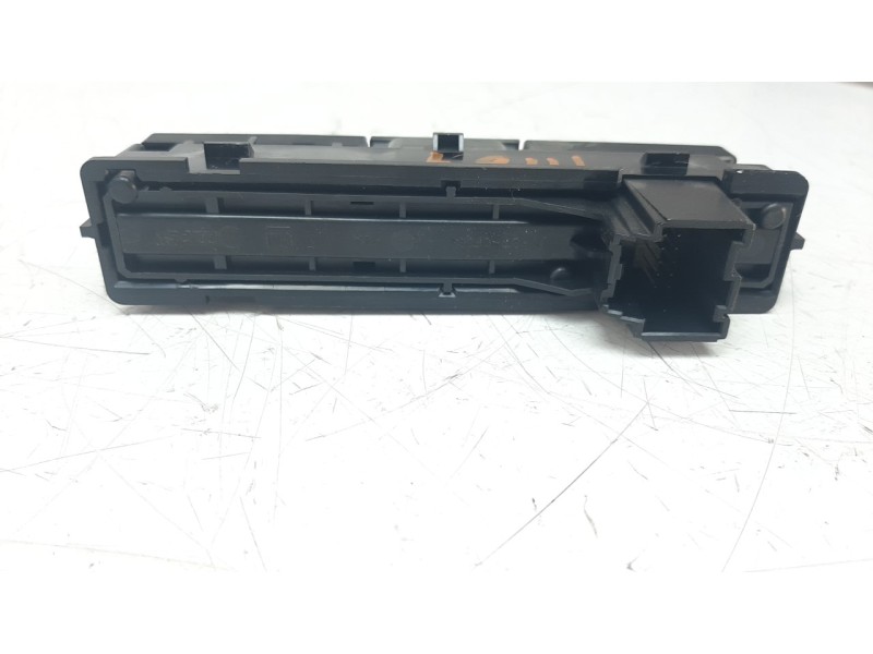 Recambio de warning para opel insignia berlina 2.0 16v cdti referencia OEM IAM 13324594  