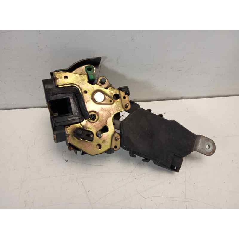 Recambio de cerradura puerta trasera izquierda para subaru legacy berl./familiar b12 (be/bh) 2.5 16v cat referencia OEM IAM   