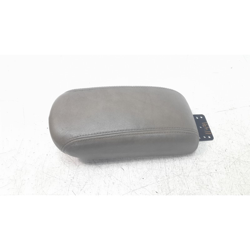 Recambio de apoyabrazos central para fiat tipo ii (356) sedan 1.6 jtdm 16v referencia OEM IAM 7356312980E  